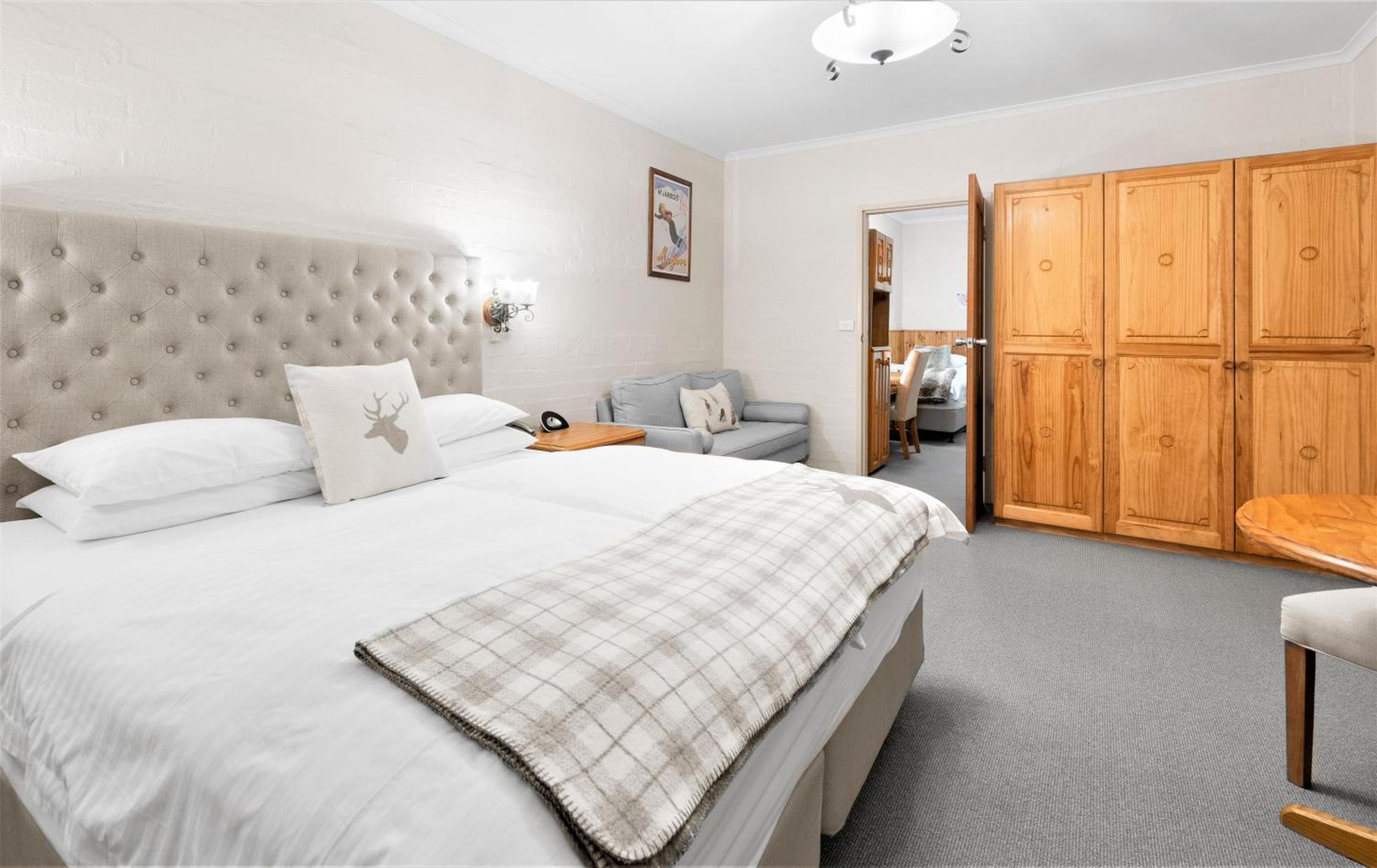 Hotel Pension Grimus Mount Buller Ngoại thất bức ảnh