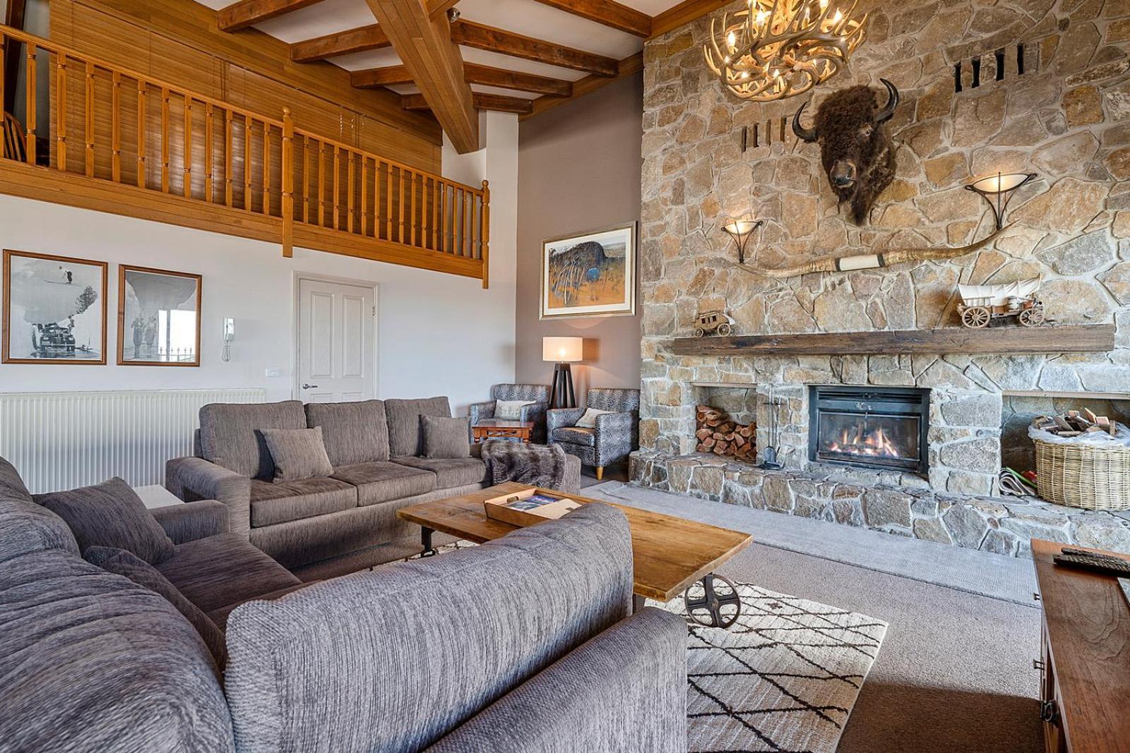 Hotel Pension Grimus Mount Buller Ngoại thất bức ảnh