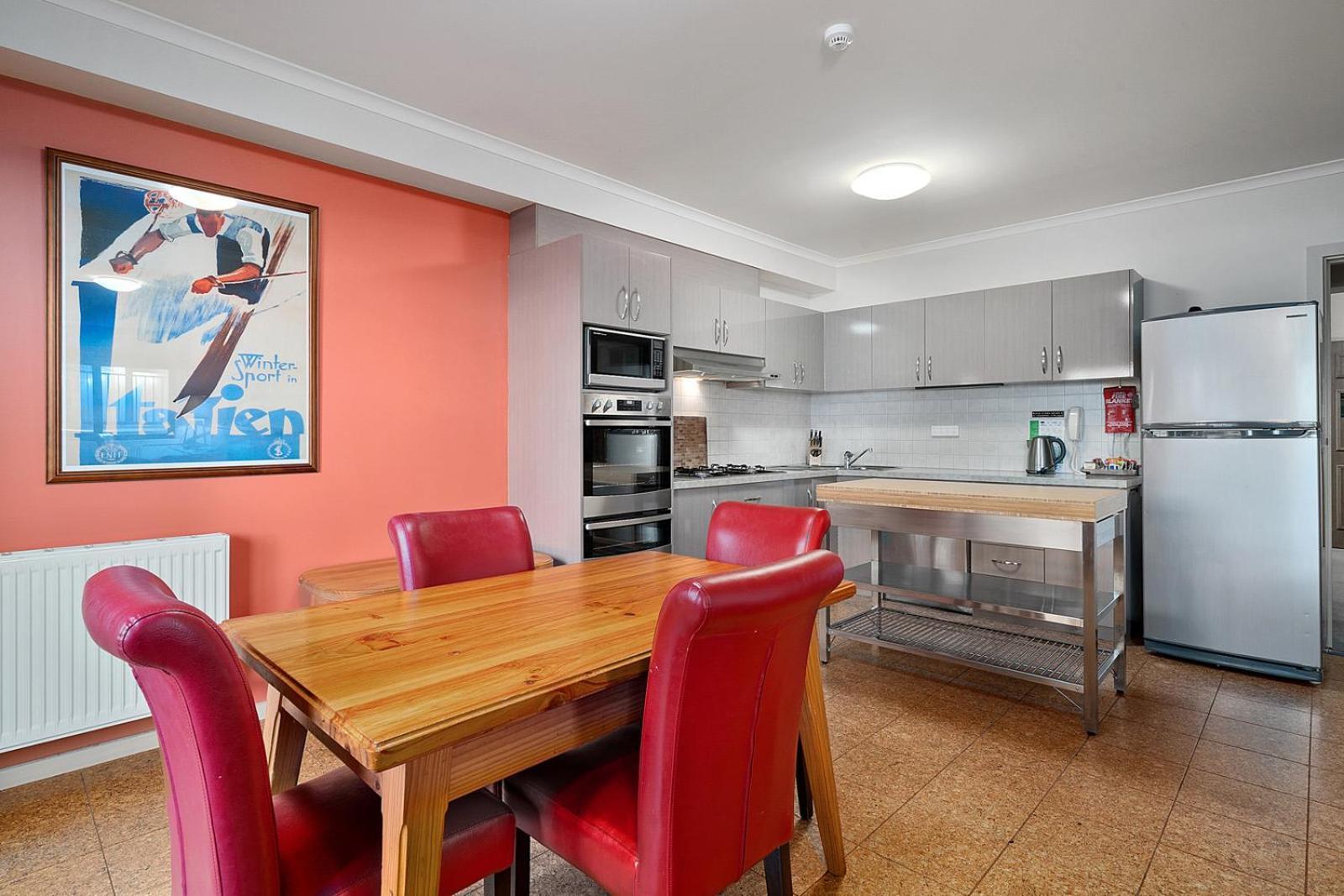 Hotel Pension Grimus Mount Buller Ngoại thất bức ảnh