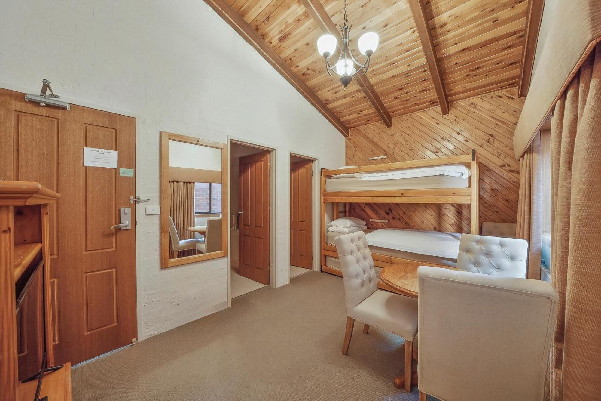 Hotel Pension Grimus Mount Buller Ngoại thất bức ảnh