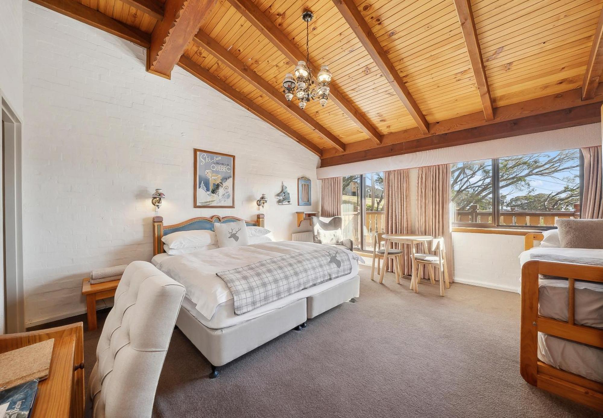 Hotel Pension Grimus Mount Buller Ngoại thất bức ảnh